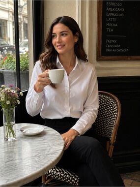 Banana Republic Classic White Button-Down Blouse